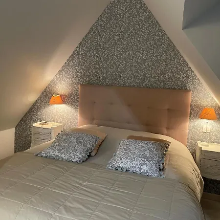 Les Du Grand Saule בית נופש