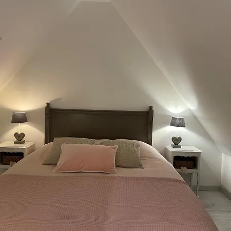 Les Du Grand Saule בית נופש *